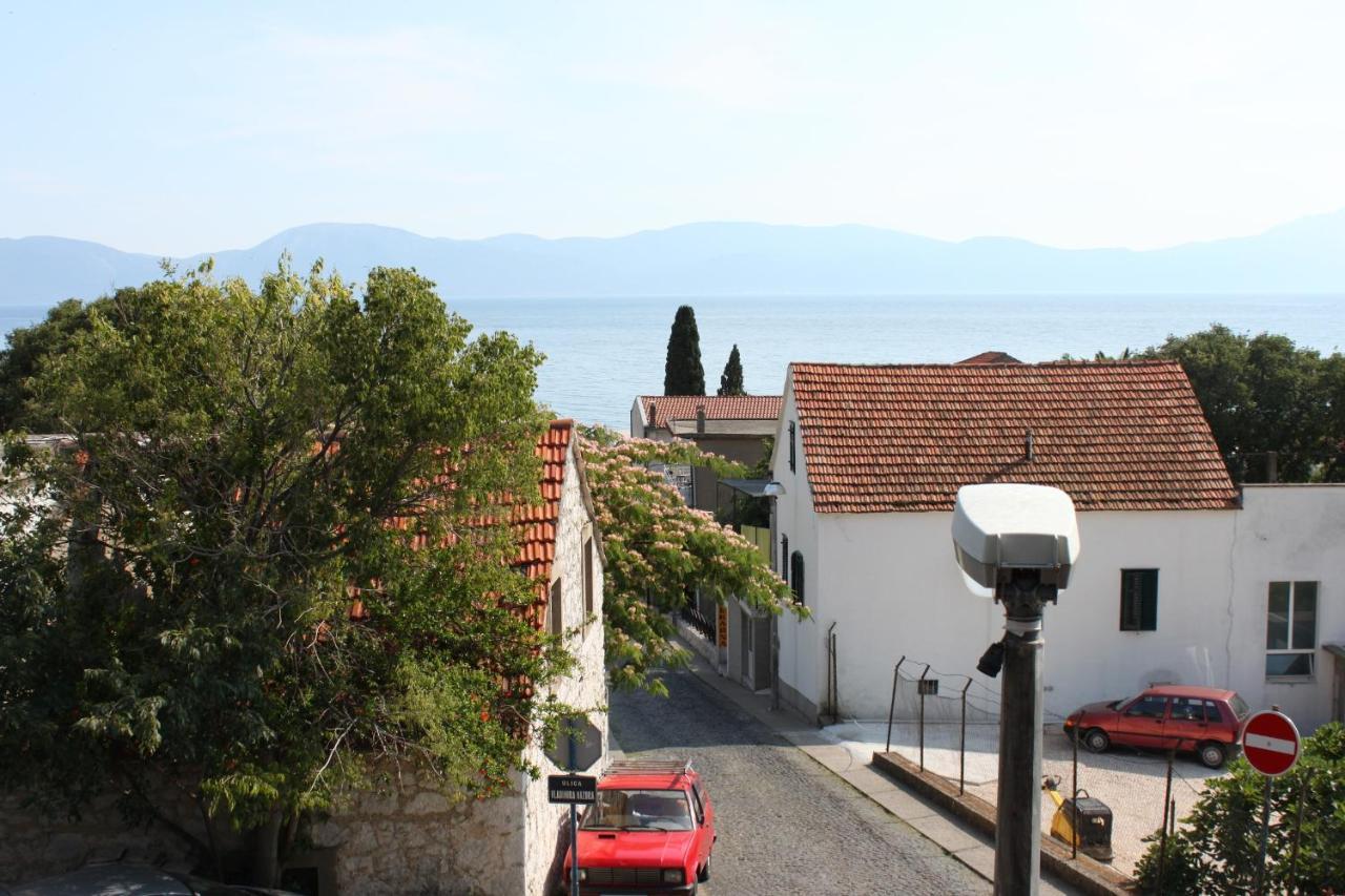 Apartments By The Sea Gradac, Makarska - 6661 格拉达茨 外观 照片