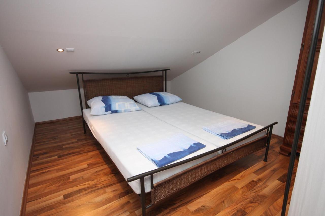 Apartments By The Sea Gradac, Makarska - 6661 格拉达茨 外观 照片